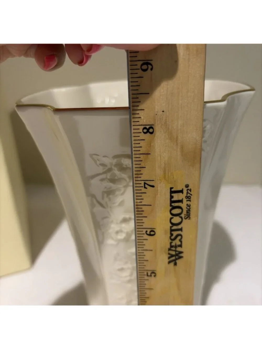 Lenox Legacy Edition Carrington Porcelain Vase 8